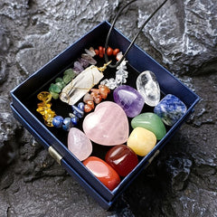 11pcs Natural Crystal Seven Stone Set with Pendant