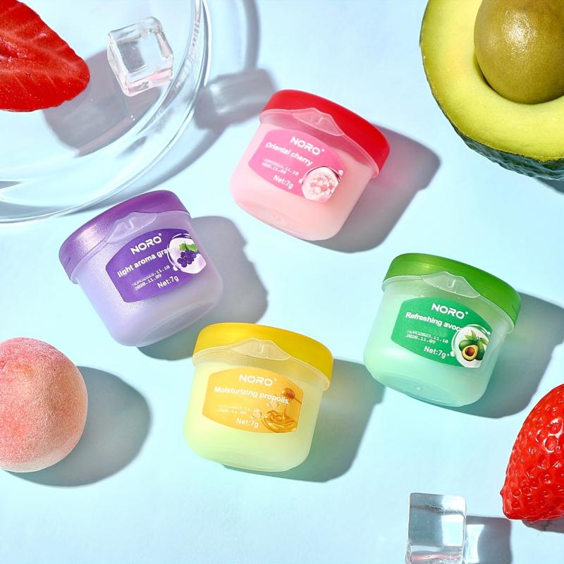 8pcs Lip Mask Set - 8 Flavor Fruit Lip Gloss for Deep Moisturization