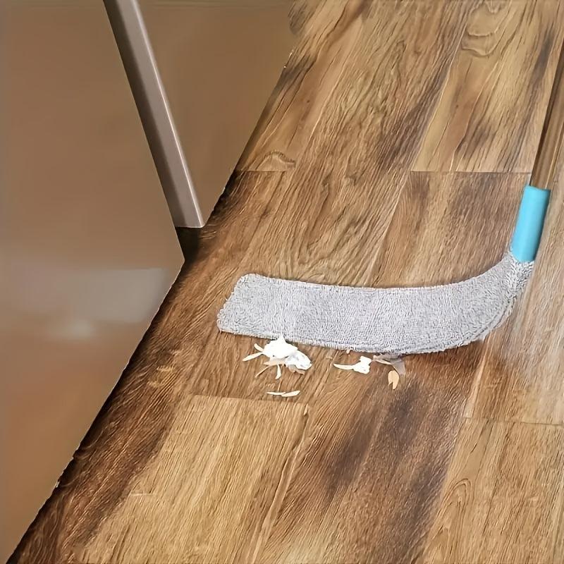 Retractable Microfiber Duster for Hard to Reach Areas