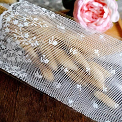 100pcs Lace Pattern Cellophane Bags Self Adhesive Pouches