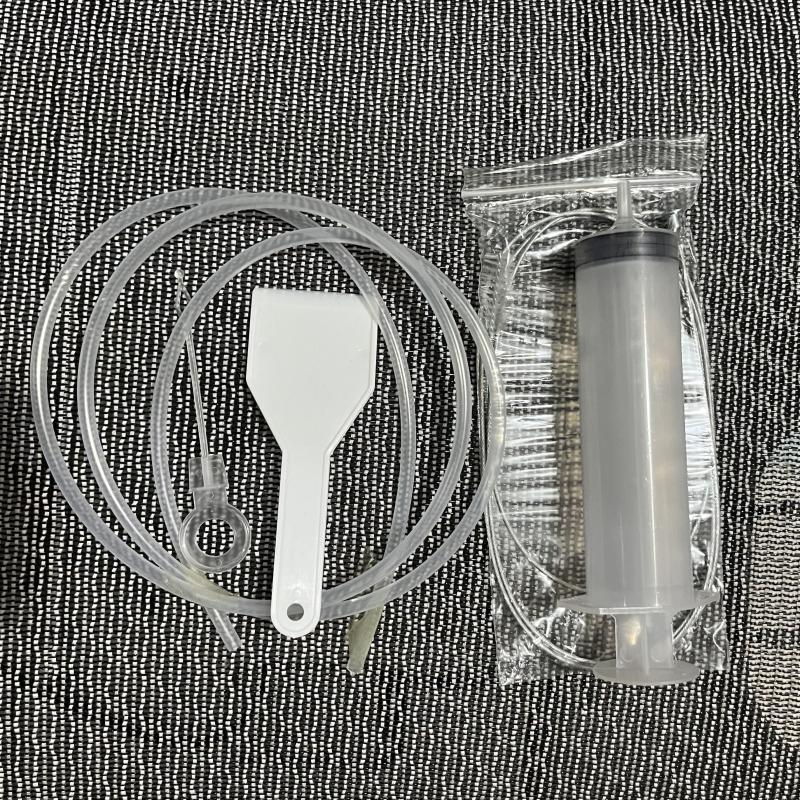5pcs Refrigerator Drain Cleaning Brush and Suction Syringe Set