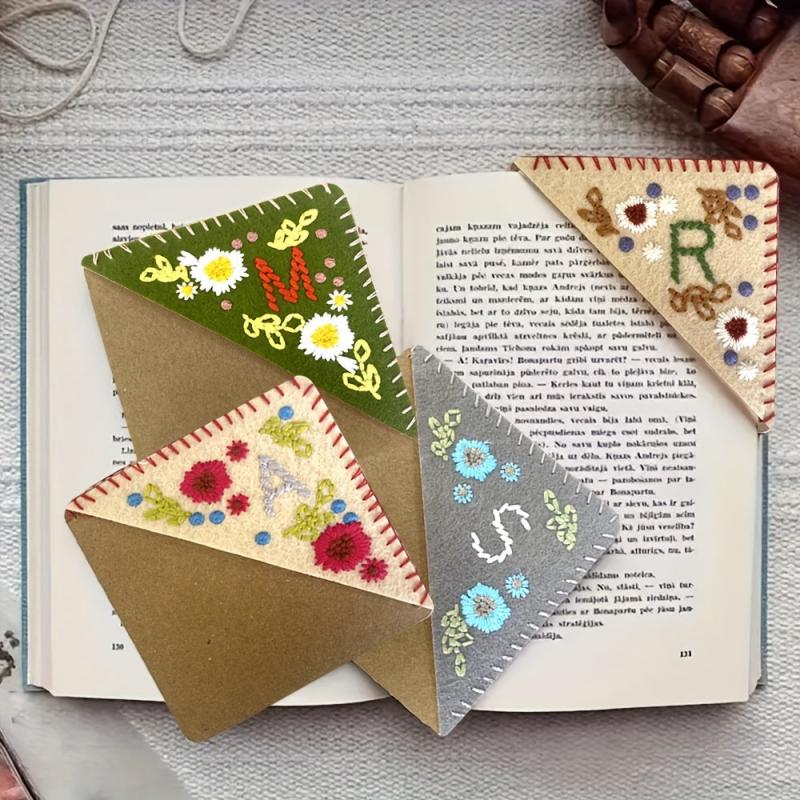 1pc Embroidered Corner Bookmark 26 Letters Hand Stitched Felt Letter Bookmark
