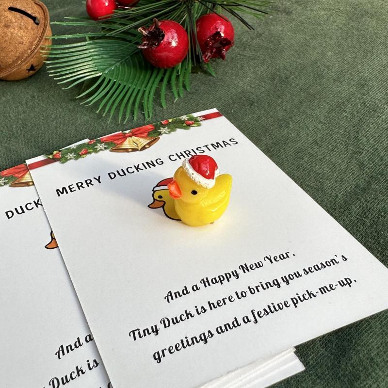 2pcs Merry Ducking Christmas Pocket Duck Hug Cheer Up Christmas Cards