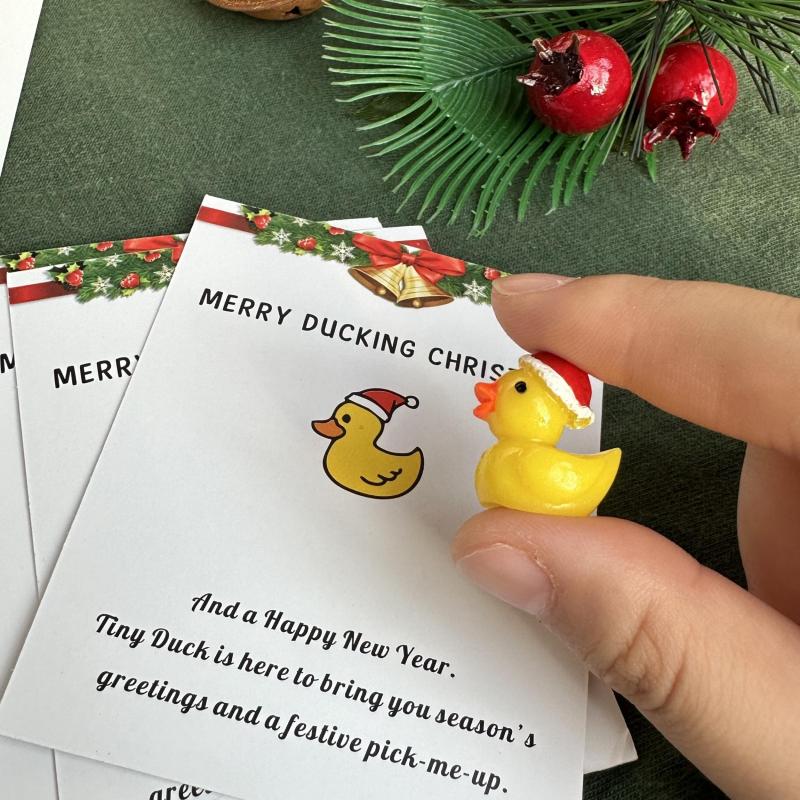 2pcs Merry Ducking Christmas Pocket Duck Hug Cheer Up Christmas Cards