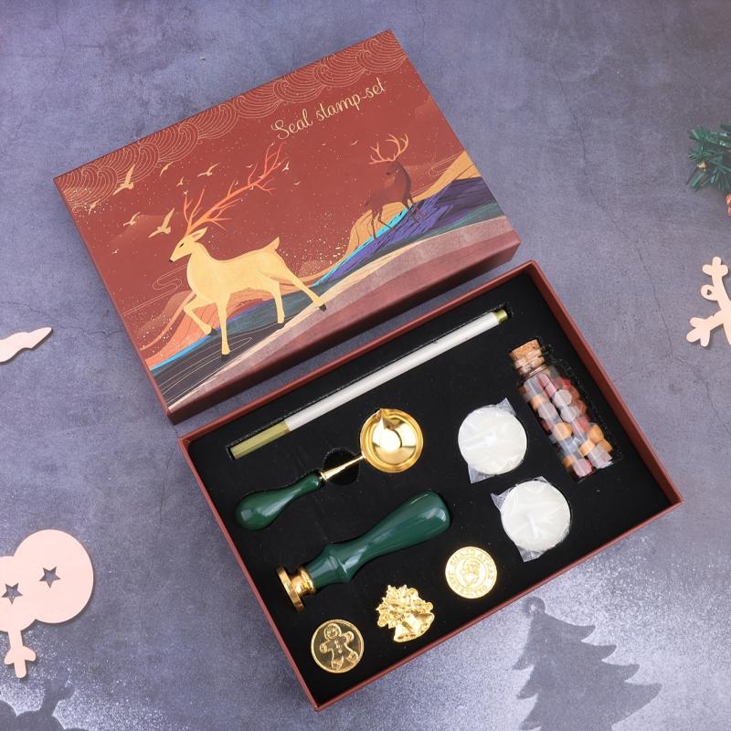 Retro Deer Christmas Wax Seal Set with Gold Paint Pen