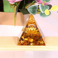Crystal Stone Pyramid Healing Crystal Orgonite Pyramid For Relieve Stress