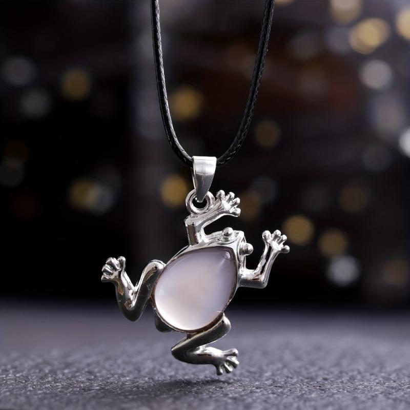 Natural Stone Frog Healing Crystal Pendant Necklace DIY Spirit Jewelry