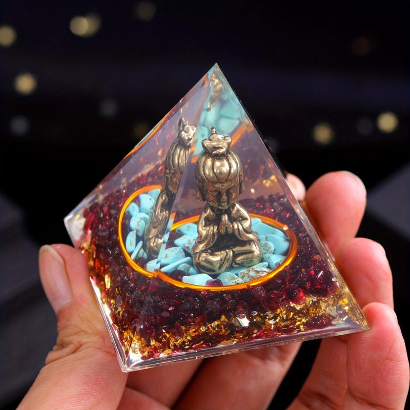 Natural Thug Guanyin Pyramid with Red Garnet Gravel Decoration