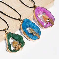 Natural Crystal Cave Agate Hollow Raw Stone Slice Pendant Necklace