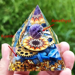 Energy Orgonite Pyramid Kyanite Amethyst Crystal Pyramide Reiki Meditation Tool
