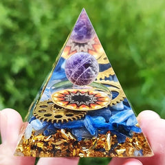 Energy Orgonite Pyramid Kyanite Amethyst Crystal Pyramide Reiki Meditation Tool