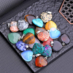 10pcs Natural Stone Crystal Heart Pendant Reiki Wiccan Necklace Pendant