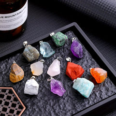 10pcs Random Irregular Raw Stone Pendant Ore Crystal Chakra Healing Wiccan DIY