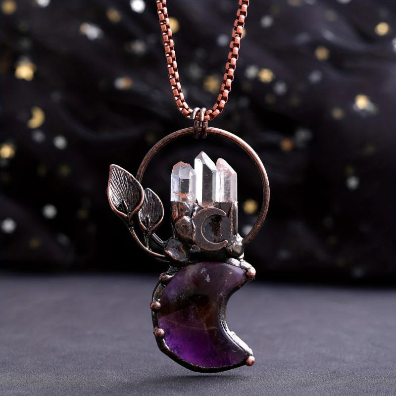 Retro Crystal Leaf Crescent Pendant Necklace for Mothers and Girlfriends
