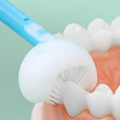 Sensitive Teeth Gum Soft Bristle Toothbrush for Deep Cleaning