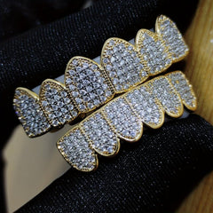 Bling Iced Out CZ Teeth Grillz Set Top&Bottom Golden Silvery Teeth Barbecue Hat