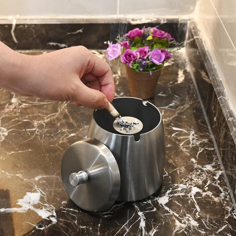 Windproof Ashtray With Lid Non-slip Base Decorative Astray for Home Hotel Bar