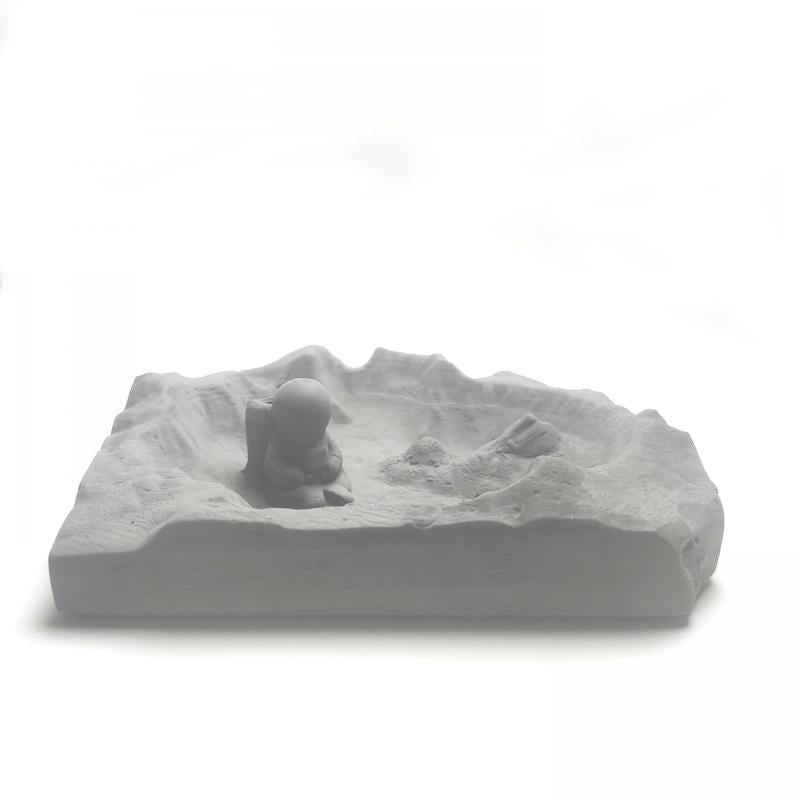Astronauts In The Moon Theme Decorative Ashtray