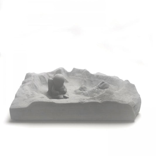 Astronauts In The Moon Theme Decorative Ashtray