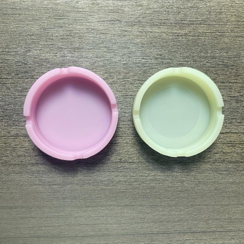 Luminous Silicone Ashtray Round & Fluorescent - Smoking Accessories