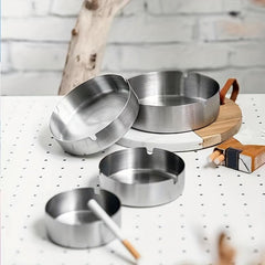 Stainless Steel Round Ashtray Classic Decorative Ashtray for Home Hotel Bar