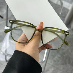 Light Resistant Olive Green Square Glasses with Case