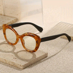 Plastic Frame Butterfly Lens Presbyopia Corrective Eyeglasses