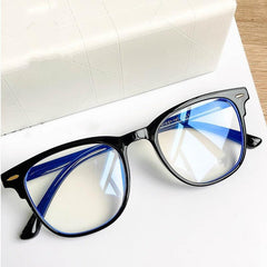 Anti Light Glasses for Reading and Computer Work