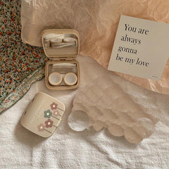 Portable Girly Heart Lens Storage Box