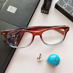 Fashionable Reading Glasses For Men and Women with Spring Hinge