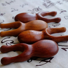 Golden Sandalwood Massage Comb Small Frog Massage Comb