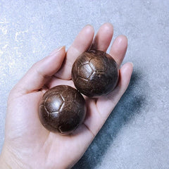 2pcs Sandalwood Handball Massage Ball Palm Wrist Flexibility Training Gift