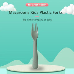 18pcs Kids Plastic Utensils Light Macaroons BPA-Free 6 Colors 1-12 Years Old