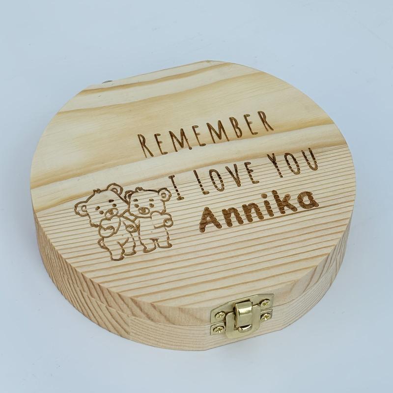 Personalized Baby Keepsake Box Natural Wood Annika & Bear Illustration