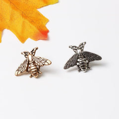 European American Retro Insect Bee Brooch Metal Collar Pin Men Women Suit