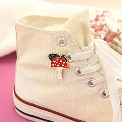 Red Mushroom Creative Jewelry Brooch For Men