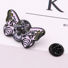 Men's Moth Skull Novelty Brooch