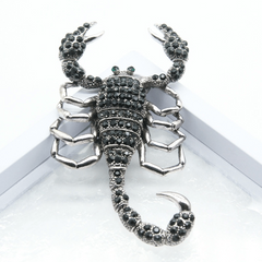 Retro Scorpion Rhinestone Brooch Pin Scarf Clothing Clip for Men