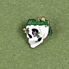 Skull Green Mountain Stone Enamel Brooch