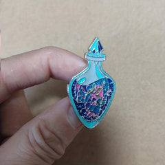 Bottle Shape Brooch Pins for Clothing and Accessories