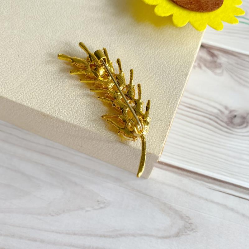 Christmas Snowflakes Wheat Ears Corsage Brooch