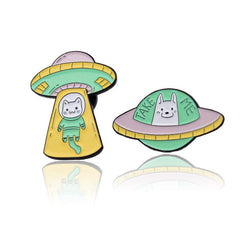 Little Cat Planet Creative Alloy Brooch Pin