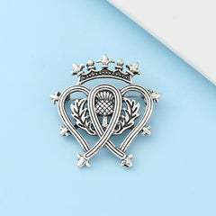 Vintage Crown Heart Brooch Film TV Backpack Jacket Hat Scarf Accessory
