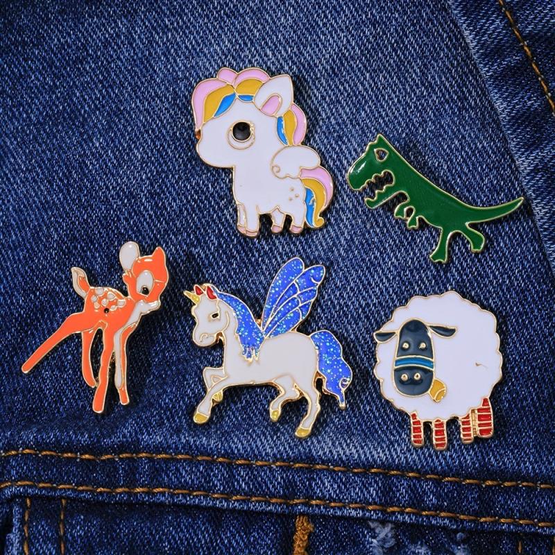 Small Animal Series Brooches Metal Badges Pins Cartoon Neckline Decoration