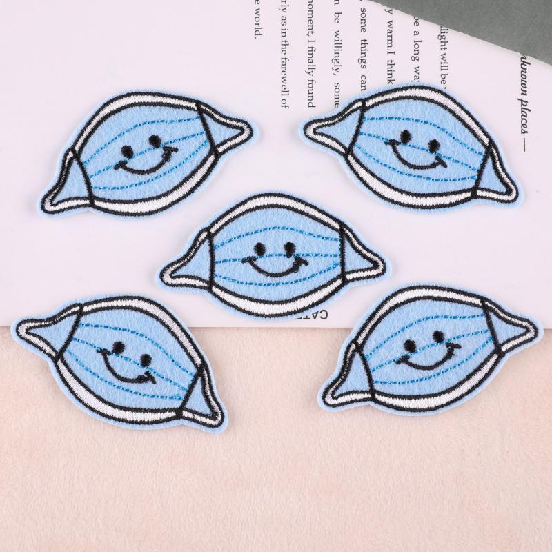 5pcs Cartoon Little Man Head Patches Iron on Cloth Stickers For Girls