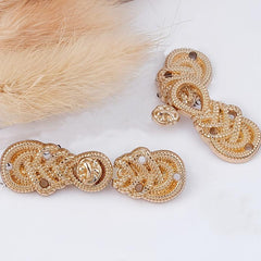 Metal Plate Buckle Cloud Shoulder Shawl Collar Pair Buckle For Men