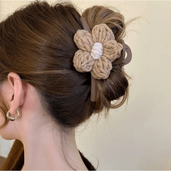 Knitted Floral Hair Clip Strong Hold Grip Hair Jaw Clip For Thick Hair