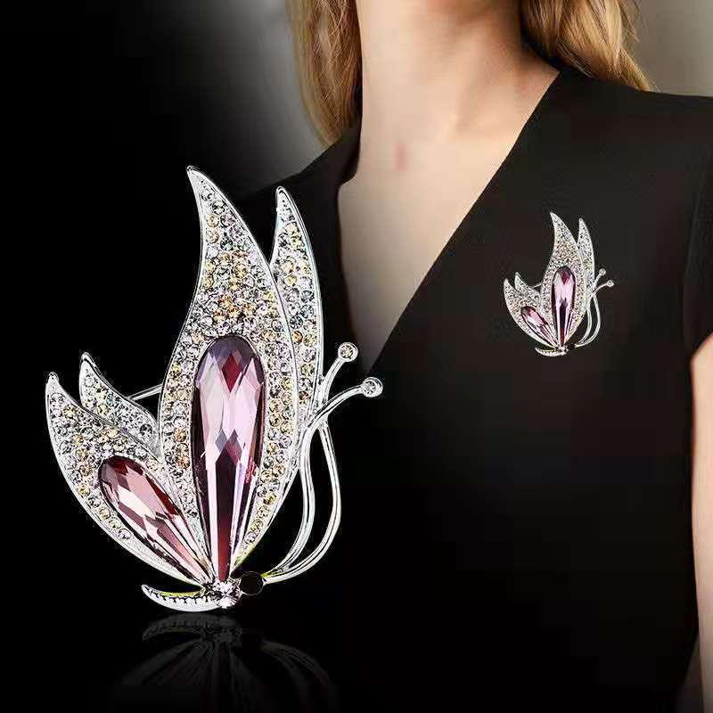 Butterfly Crystal Brooches Pins For Women Girls Gorgeous Clothings Corsage Decor