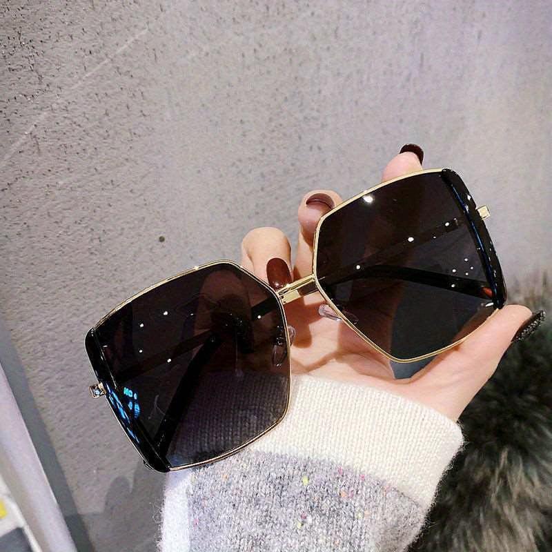 Y2K Square Sunglasses UV400 Sun Shades for Driving Beach Travel