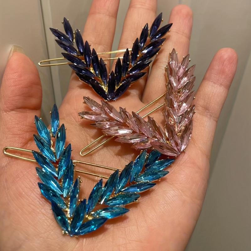 Vintage Crystal V Hair Clips Geometric Hair Pins Golden Rhinestone Barrette